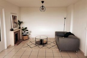 Airport Access Apartment - Your Gateway to Comfort